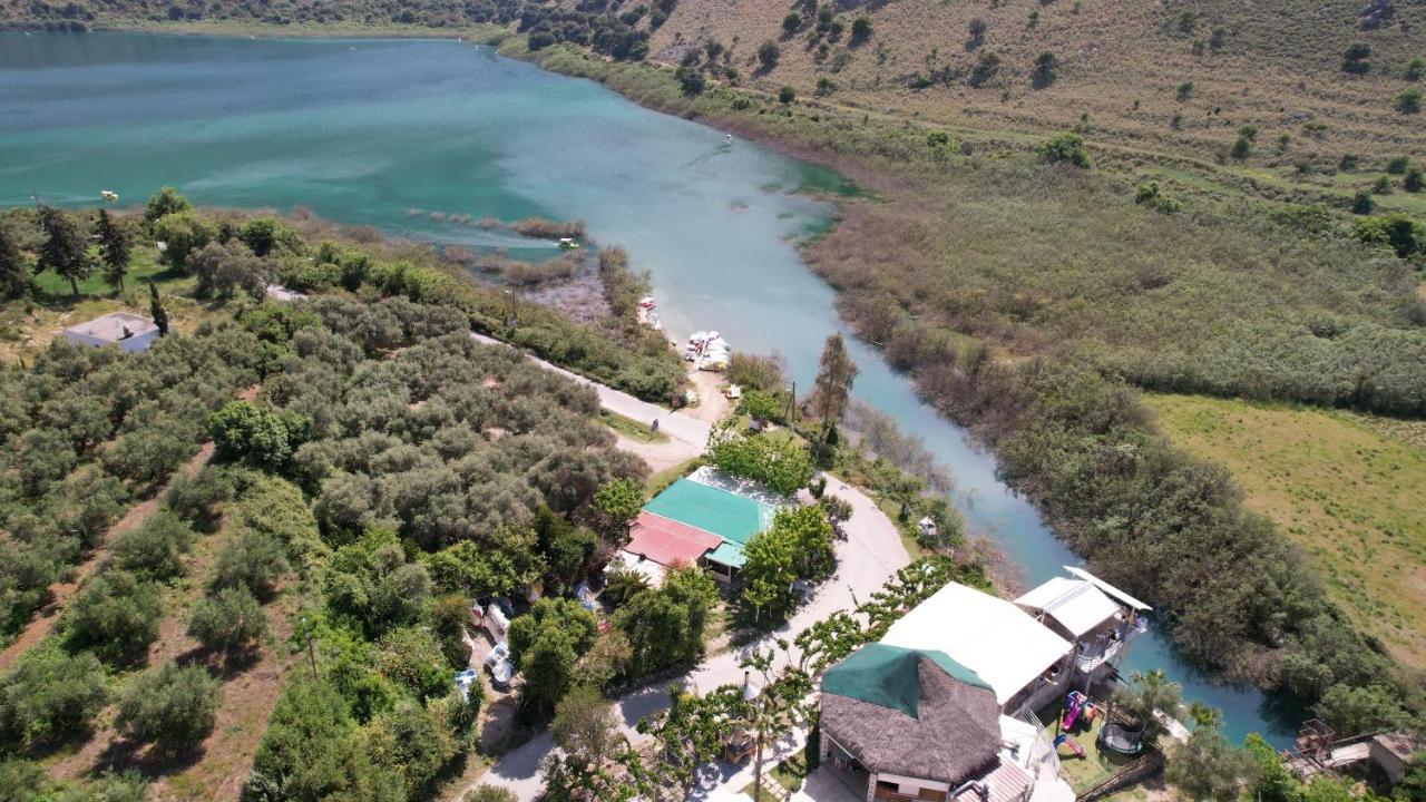 Korissia With Lake View Kournás Екстериор снимка